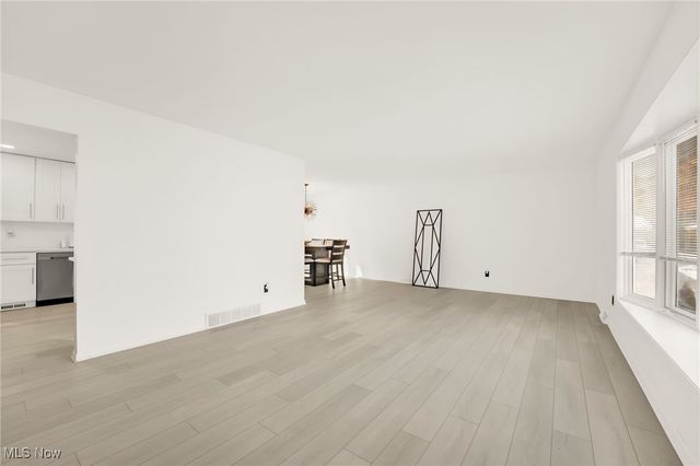 4560 Queen Mary Drive, South Euclid, OH 44121