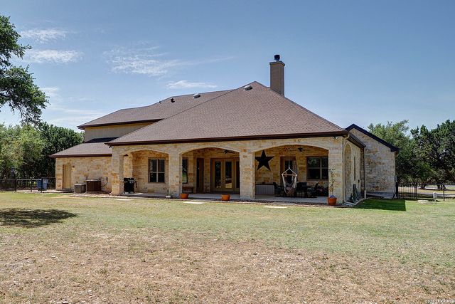 2629 Camel, New Braunfels, TX 78132