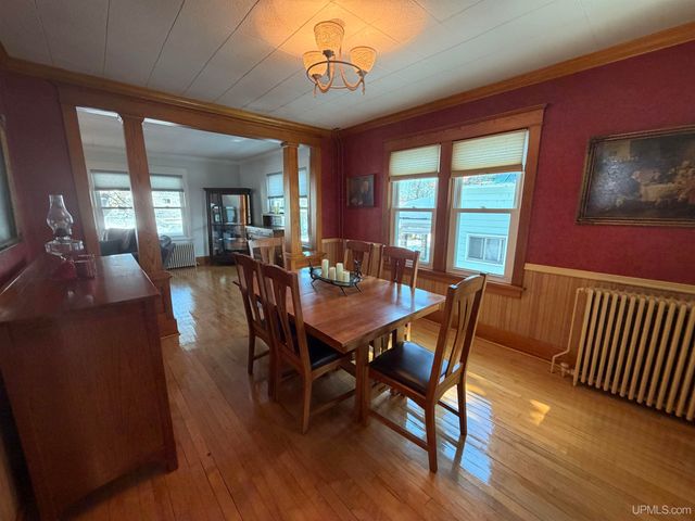 337 W Ridge Street, Marquette, MI 49855