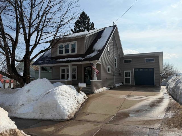 337 W Ridge Street, Marquette, MI 49855