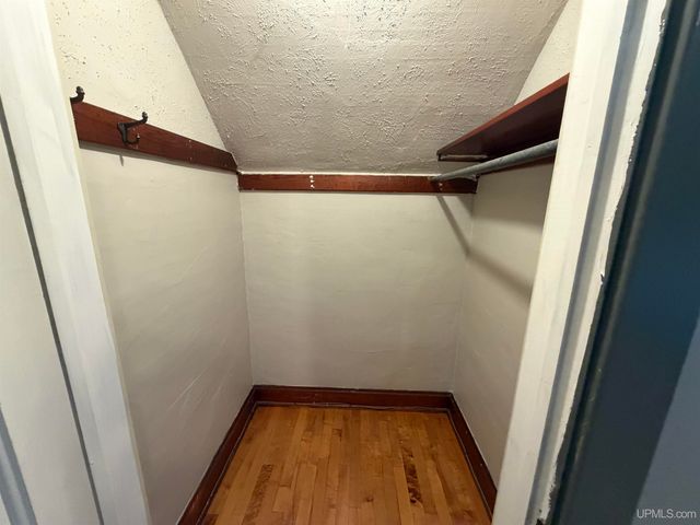 337 W Ridge Street, Marquette, MI 49855