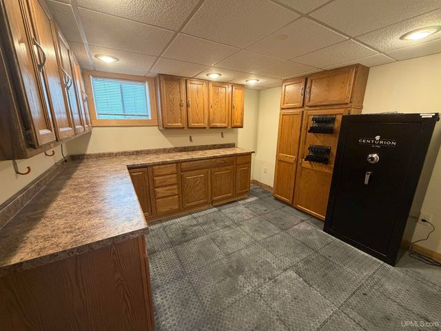 337 W Ridge Street, Marquette, MI 49855