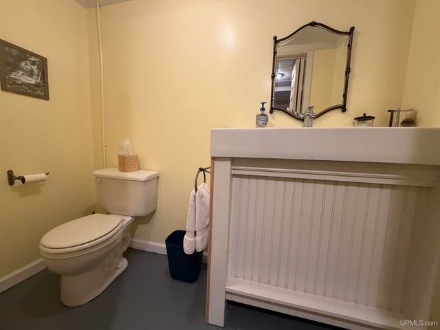 337 W Ridge Street, Marquette, MI 49855