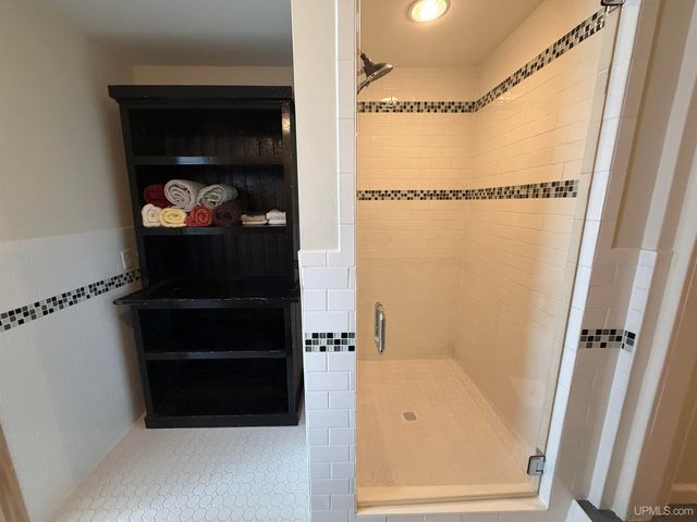 337 W Ridge Street, Marquette, MI 49855