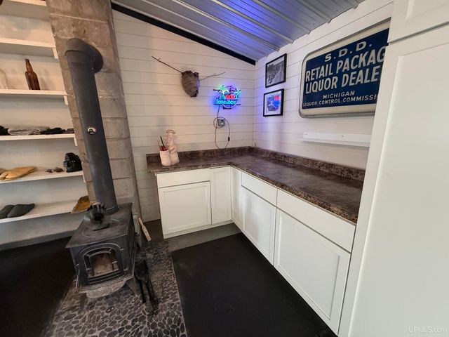 337 W Ridge Street, Marquette, MI 49855