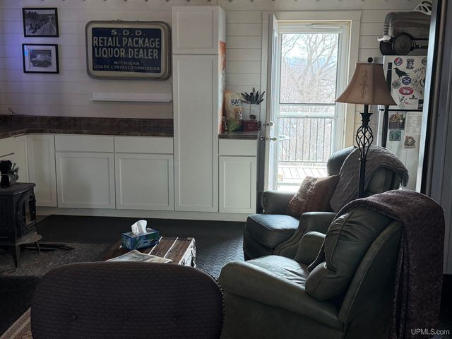 337 W Ridge Street, Marquette, MI 49855