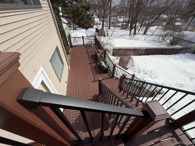 337 W Ridge Street, Marquette, MI 49855