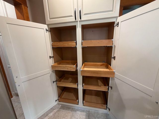 337 W Ridge Street, Marquette, MI 49855