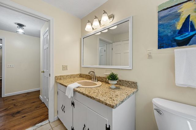 9 Olde Meetinghouse Rd, Westborough, MA 01581