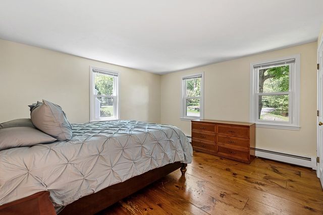 9 Olde Meetinghouse Rd, Westborough, MA 01581