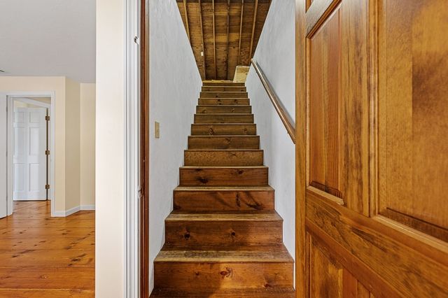9 Olde Meetinghouse Rd, Westborough, MA 01581