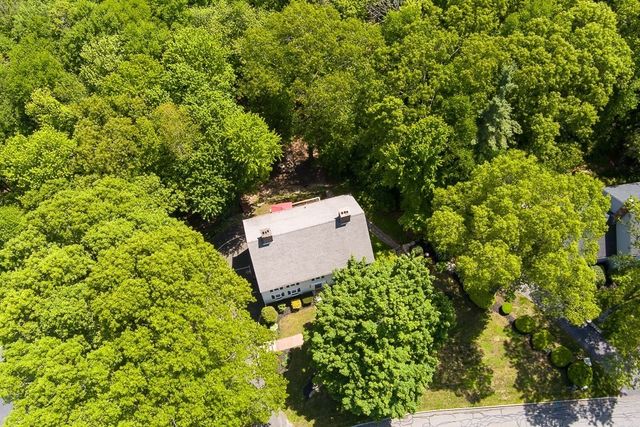 9 Olde Meetinghouse Rd, Westborough, MA 01581