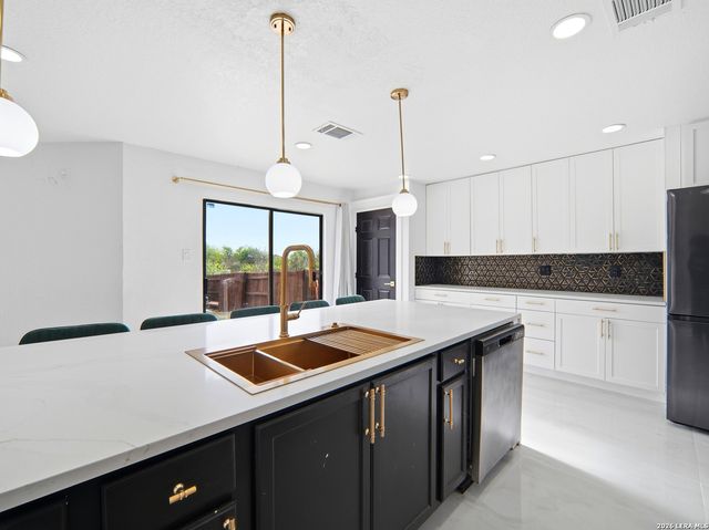 7926 Encanto Vista, San Antonio, TX 78244