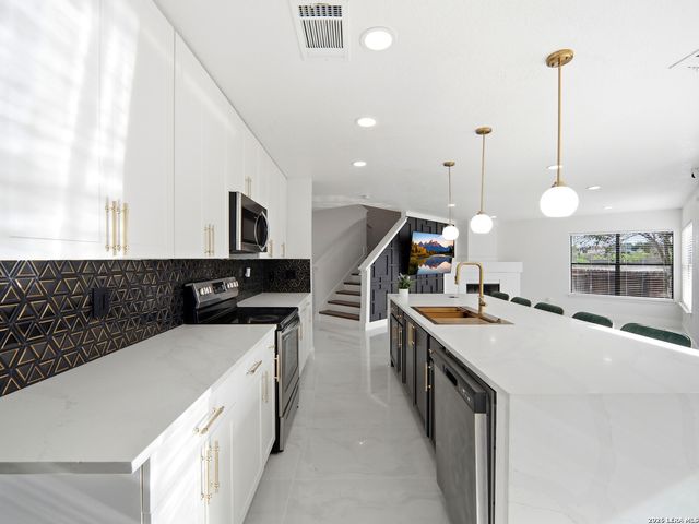 7926 Encanto Vista, San Antonio, TX 78244