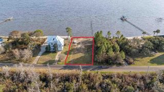 3733 Andrew Jackson Dr, Pace, FL 32571