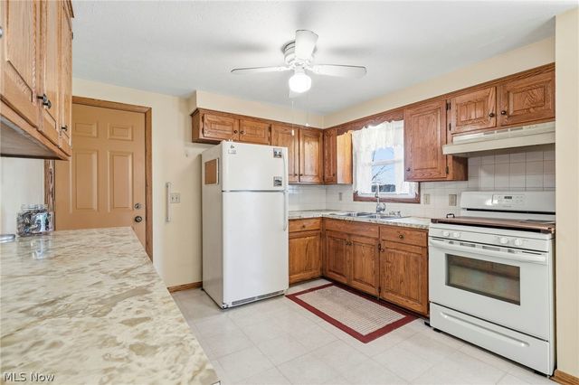12555 Kaywood Street NW, Massillon, OH 44647