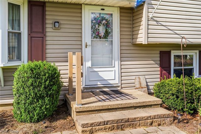 12555 Kaywood Street NW, Massillon, OH 44647