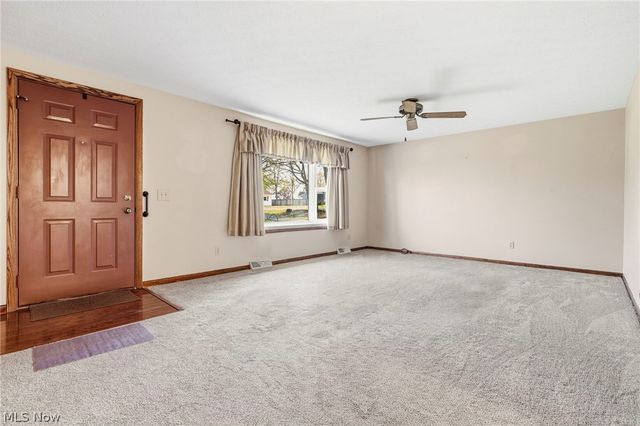 12555 Kaywood Street NW, Massillon, OH 44647