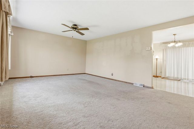 12555 Kaywood Street NW, Massillon, OH 44647