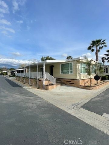 2230 Lake Park Drive 92, San Jacinto, CA 92583