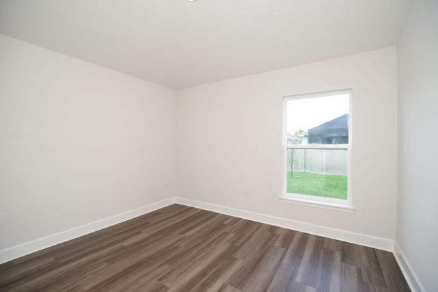 2450 Roygaris Street NW, Palm Bay, FL 32907