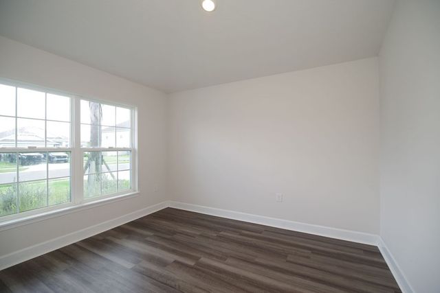 2450 Roygaris Street NW, Palm Bay, FL 32907