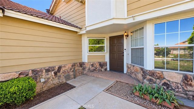 7934 E Saffron Street, Anaheim, CA 92808