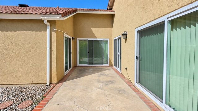 7934 E Saffron Street, Anaheim, CA 92808