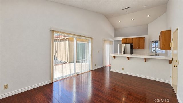 7934 E Saffron Street, Anaheim, CA 92808