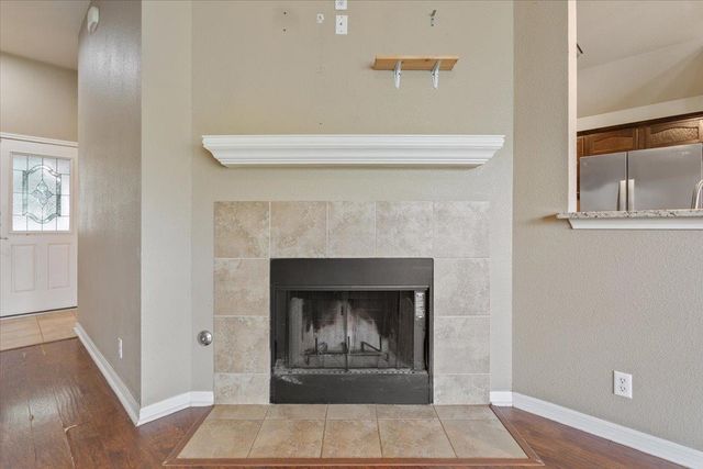 125 Bayliss ST, Hutto, TX 78634