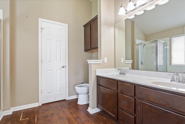 125 Bayliss ST, Hutto, TX 78634