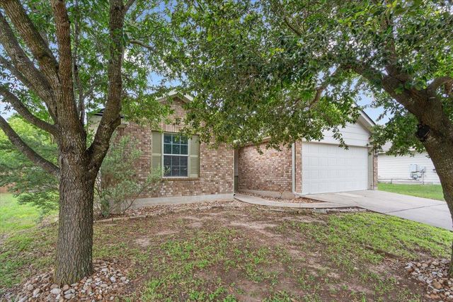 125 Bayliss ST, Hutto, TX 78634