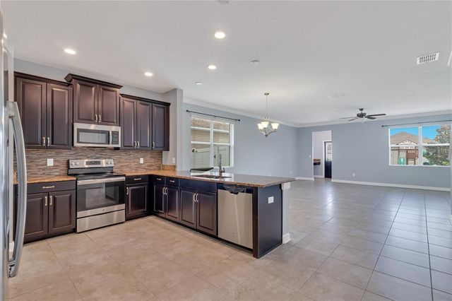 9892 PECAN HICKORY WAY, Orlando, FL 32832