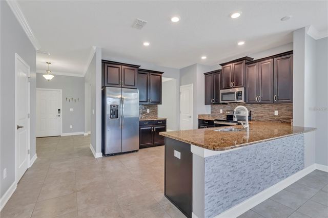 9892 PECAN HICKORY WAY, Orlando, FL 32832