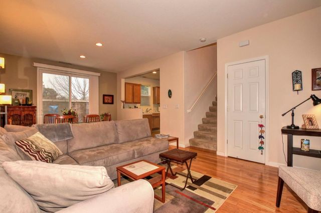 2409 Coffeeberry Rd, West Sacramento, CA 95691