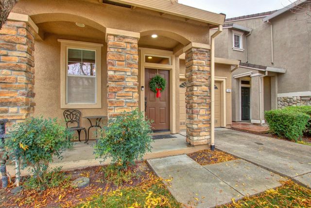 2409 Coffeeberry Rd, West Sacramento, CA 95691