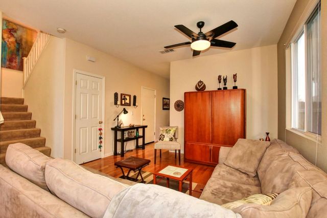 2409 Coffeeberry Rd, West Sacramento, CA 95691