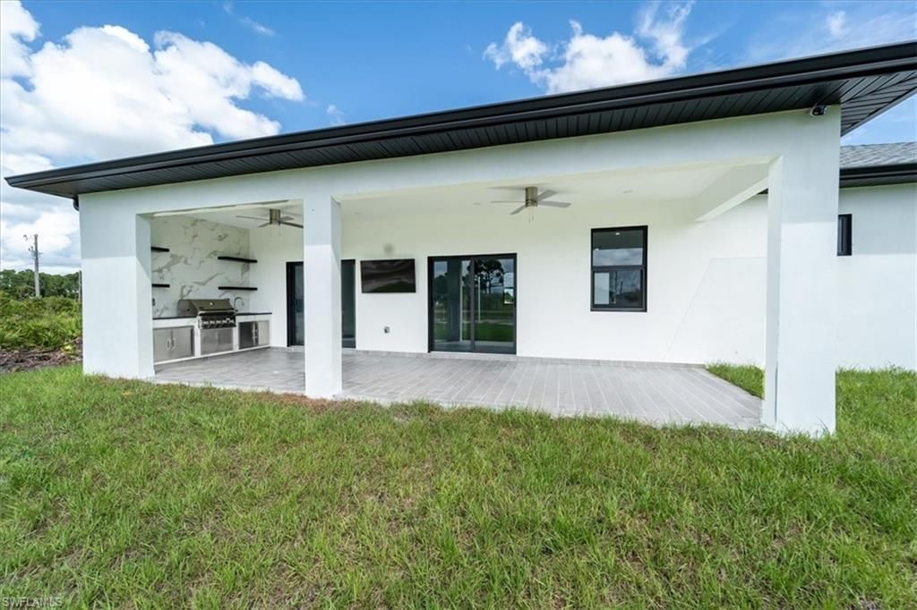 344 Parkman AVE, LEHIGH ACRES, FL 33974 — photo 5