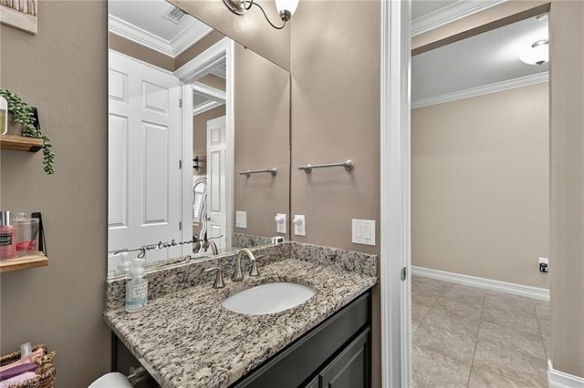 3391 Acapulco CIR, Cape Coral, FL 33909