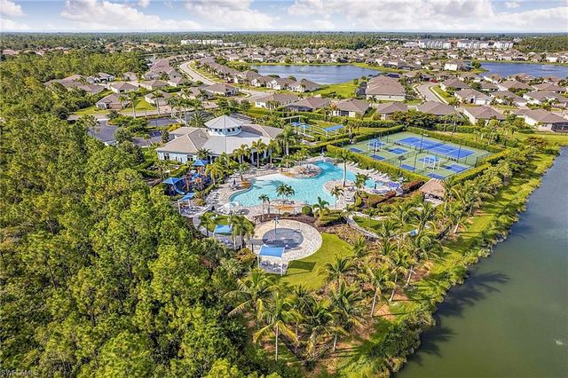 3391 Acapulco CIR, Cape Coral, FL 33909