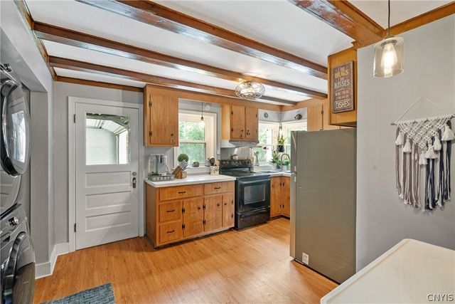 2696 Lyons Road, Camillus, NY 13031