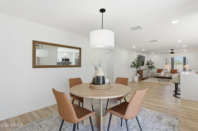 11608 N 32ND Place, Phoenix, AZ 85028