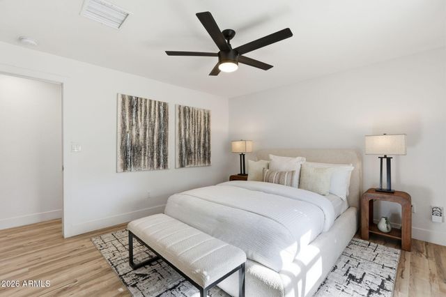 11608 N 32ND Place, Phoenix, AZ 85028