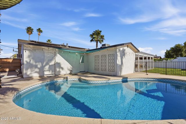 11608 N 32ND Place, Phoenix, AZ 85028