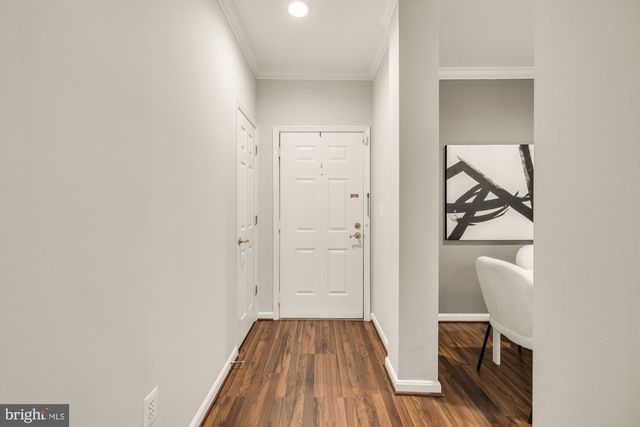 4560 STRUTFIELD LN #1203, Alexandria, VA 22311