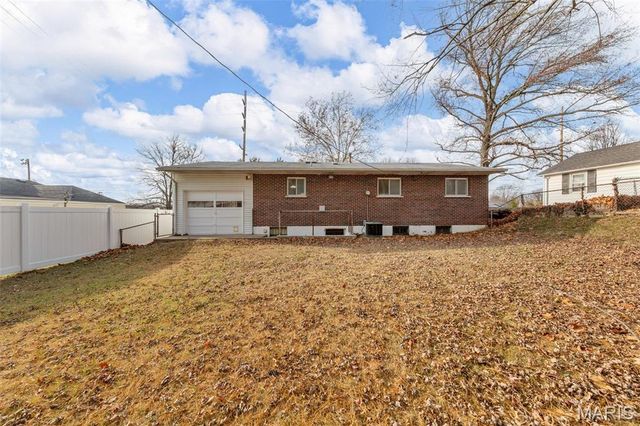 3902 Jane Avenue, St Ann, MO 63074