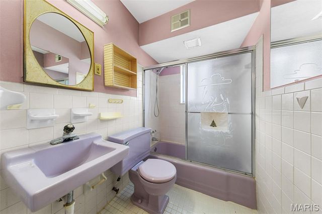 3902 Jane Avenue, St Ann, MO 63074