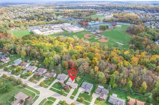 15279 Walnut Creek Drive, Strongsville, OH 44149