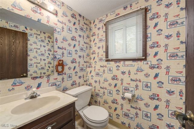 15279 Walnut Creek Drive, Strongsville, OH 44149