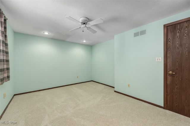 15279 Walnut Creek Drive, Strongsville, OH 44149